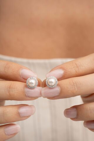 İnci Taşlı Rodyumlu Gümüş Trend Küpe 5754