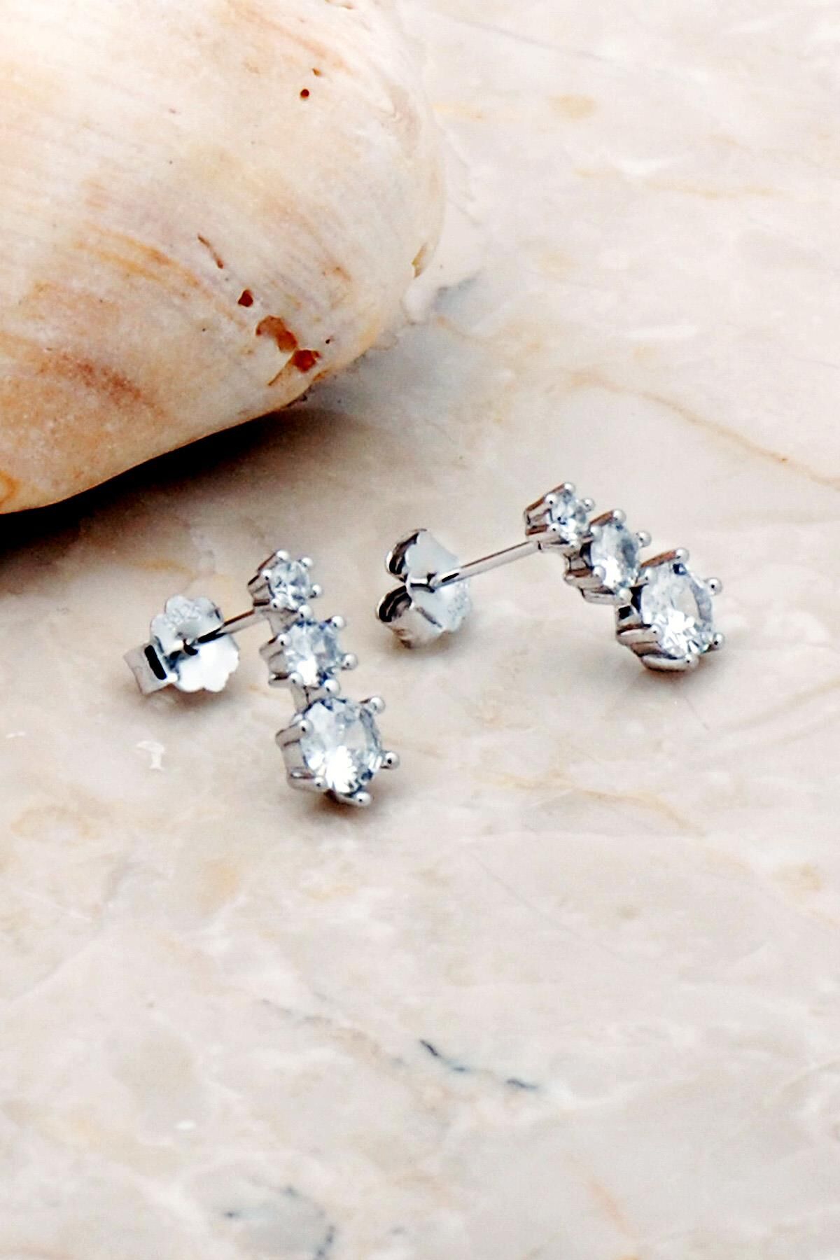 Tria Rodyumlu Gümüş Küpe 5235