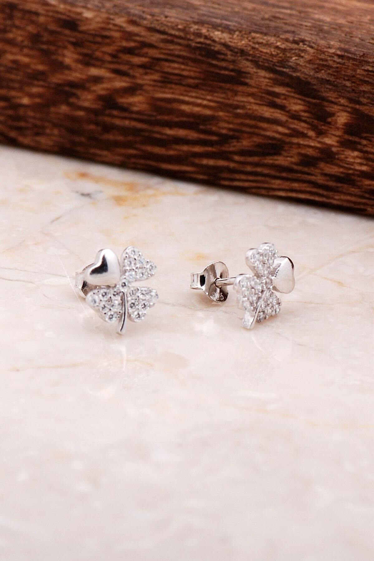 Yonca Gümüş Küpe 4813