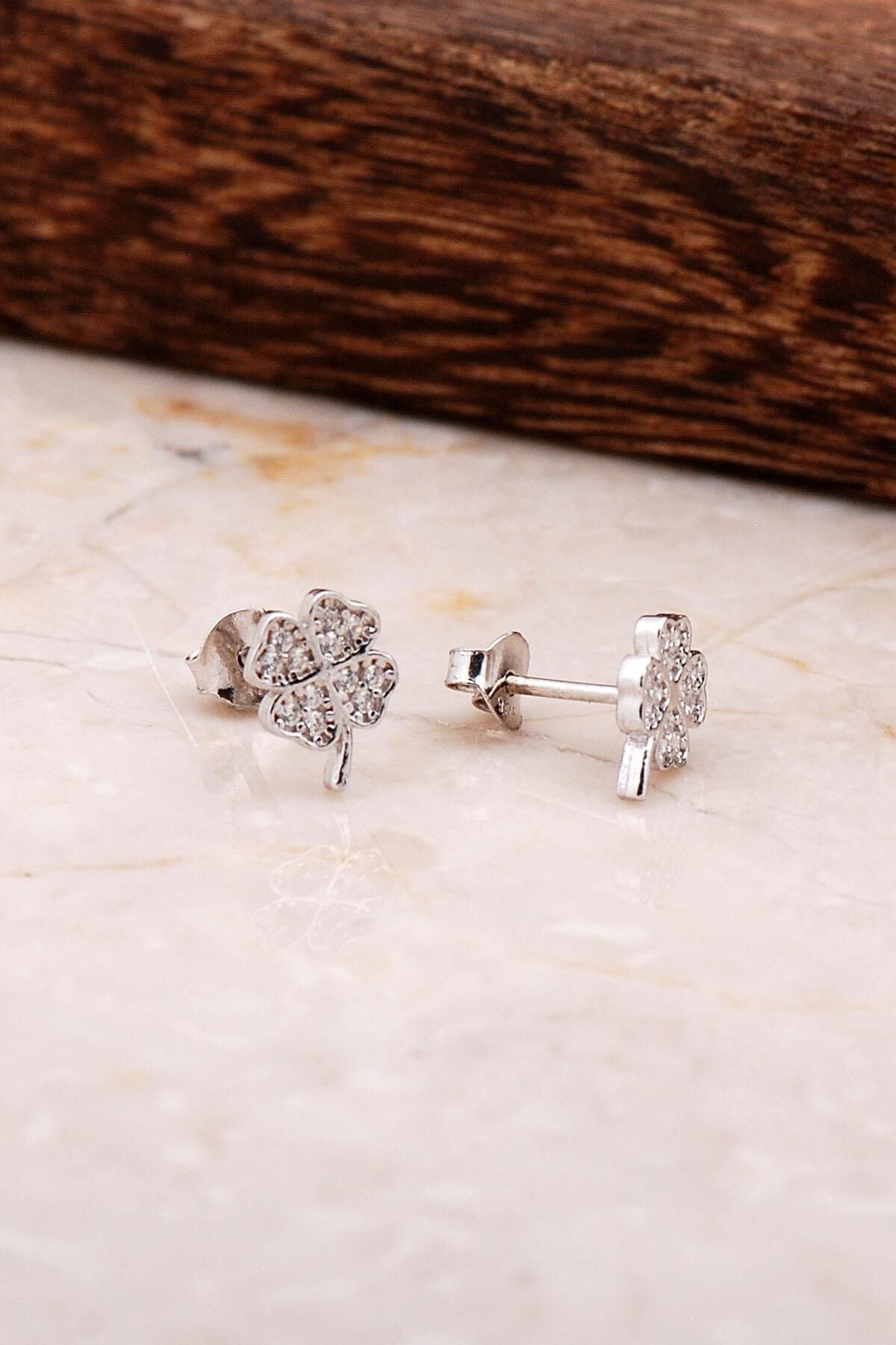 Yonca Gümüş Küpe 4817