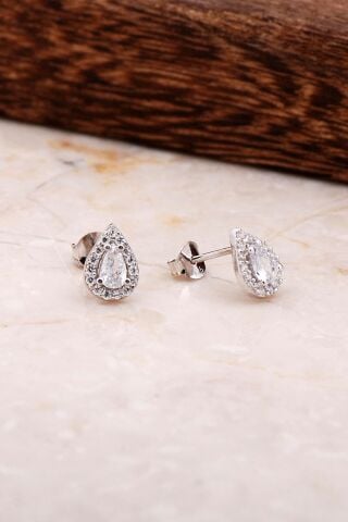 Pırlanta Montürlü Gümüş Küpe 4820