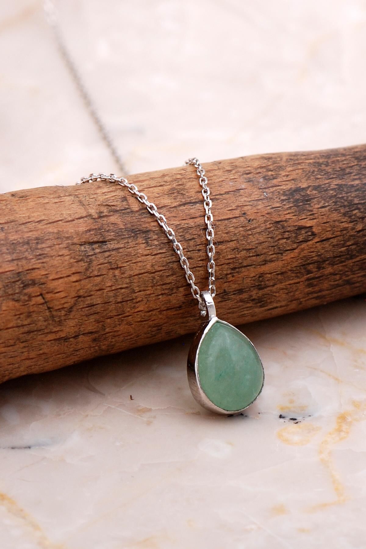 Doğal Prehnit Taşlı Damla Mini Rodyumlu Gümüş Kolye 7754