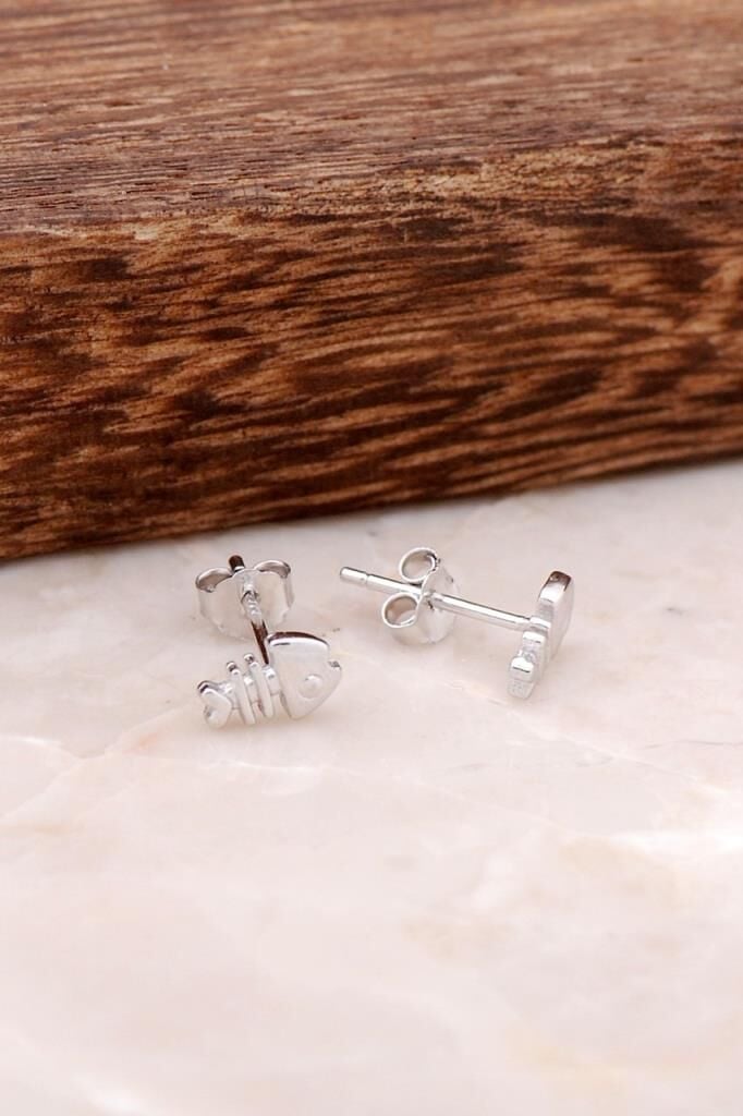 Balık Tasarımlı Elişi Gümüş Küpe 3841