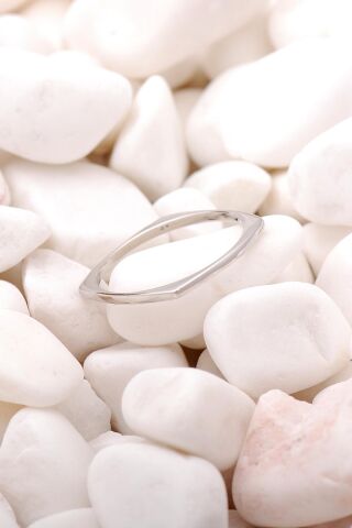 Kare Rodyumlu Gümüş İnce Tasarım Yüzük 3491