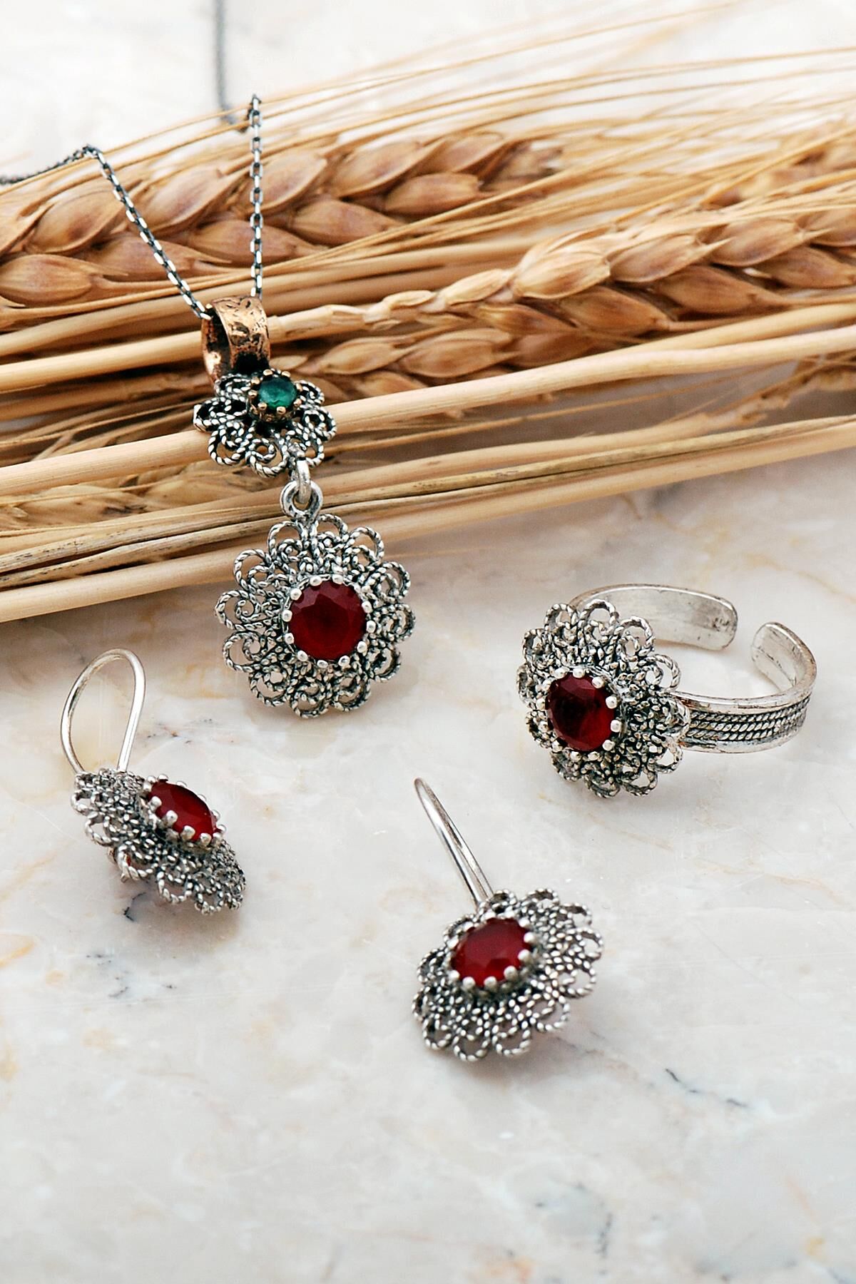 Kök Yakut Taşlı Telkari Elişi Gümüş Set 2374