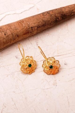 Kök Zümrüt Taşlı Telkari Elişi Altın Kaplama Gümüş Çiçek Küpe 7251