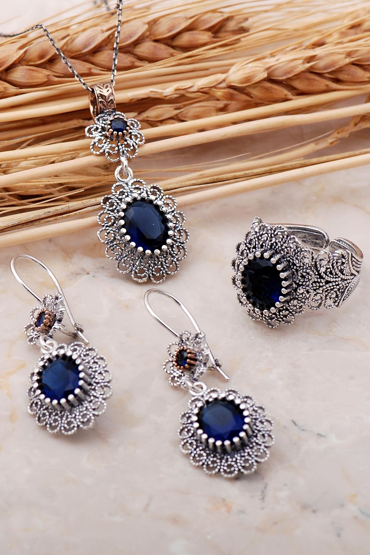 Safir Taşlı Telkari Elişi Gümüş Set 2379