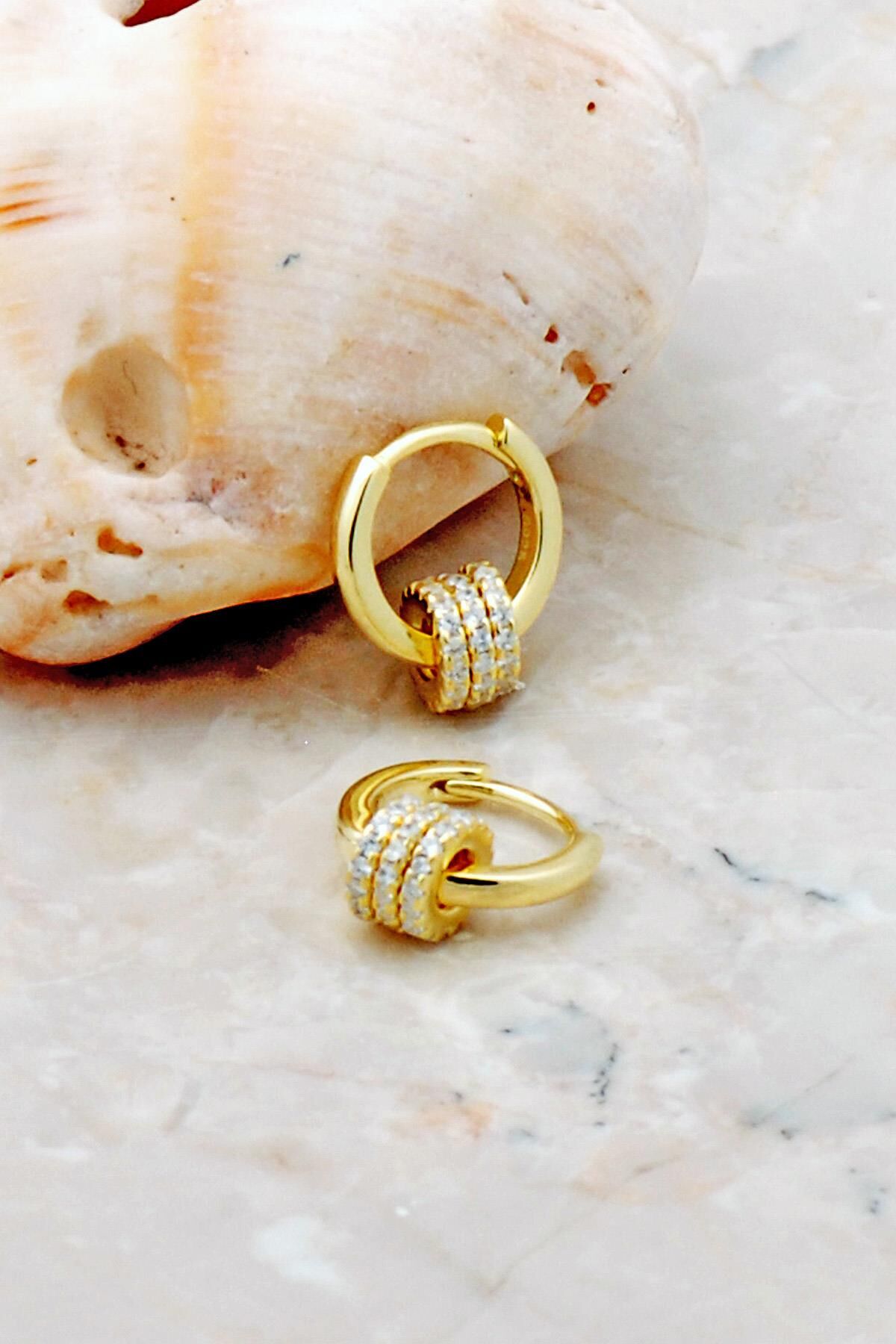 Altın Yaldızlı 12 mm Halka Gümüş Küpe 5265