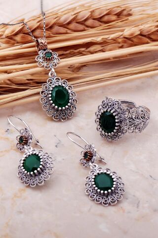 Kök Zümrüt Taşlı Telkari Elişi Gümüş Set 2381