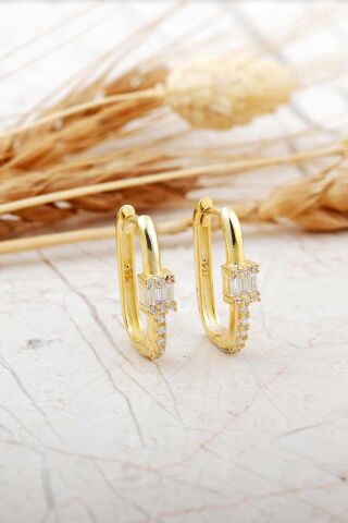 Baget Taşlı Oval Altın Kaplama Gümüş Küpe 7258