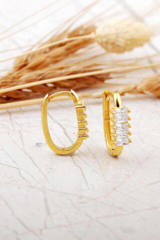 Baget Taşlı Oval Orta Boy Altın Kaplama Gümüş Küpe 7259