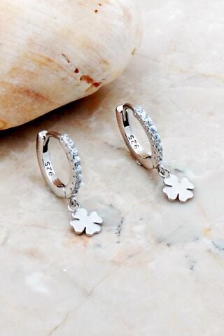 Yonca Rodyumlu Gümüş Küpe 5277