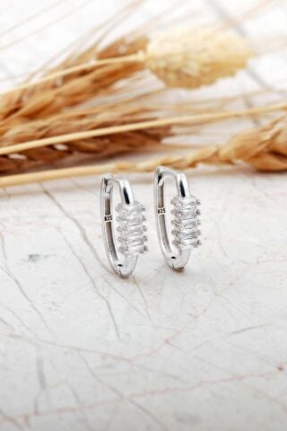 Baget Taşlı Oval Küçük Boy Rodyumlu Gümüş Küpe 7260