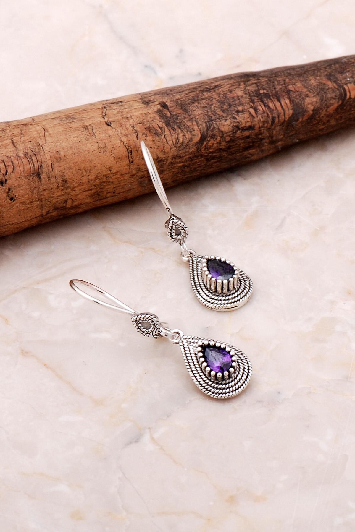 Telkari İşlemeli Elişi Gümüş Ametist Küpe 5070