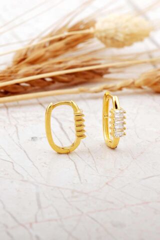 Baget Taşlı Oval Küçük Boy Altın Kaplama Gümüş Küpe 7261