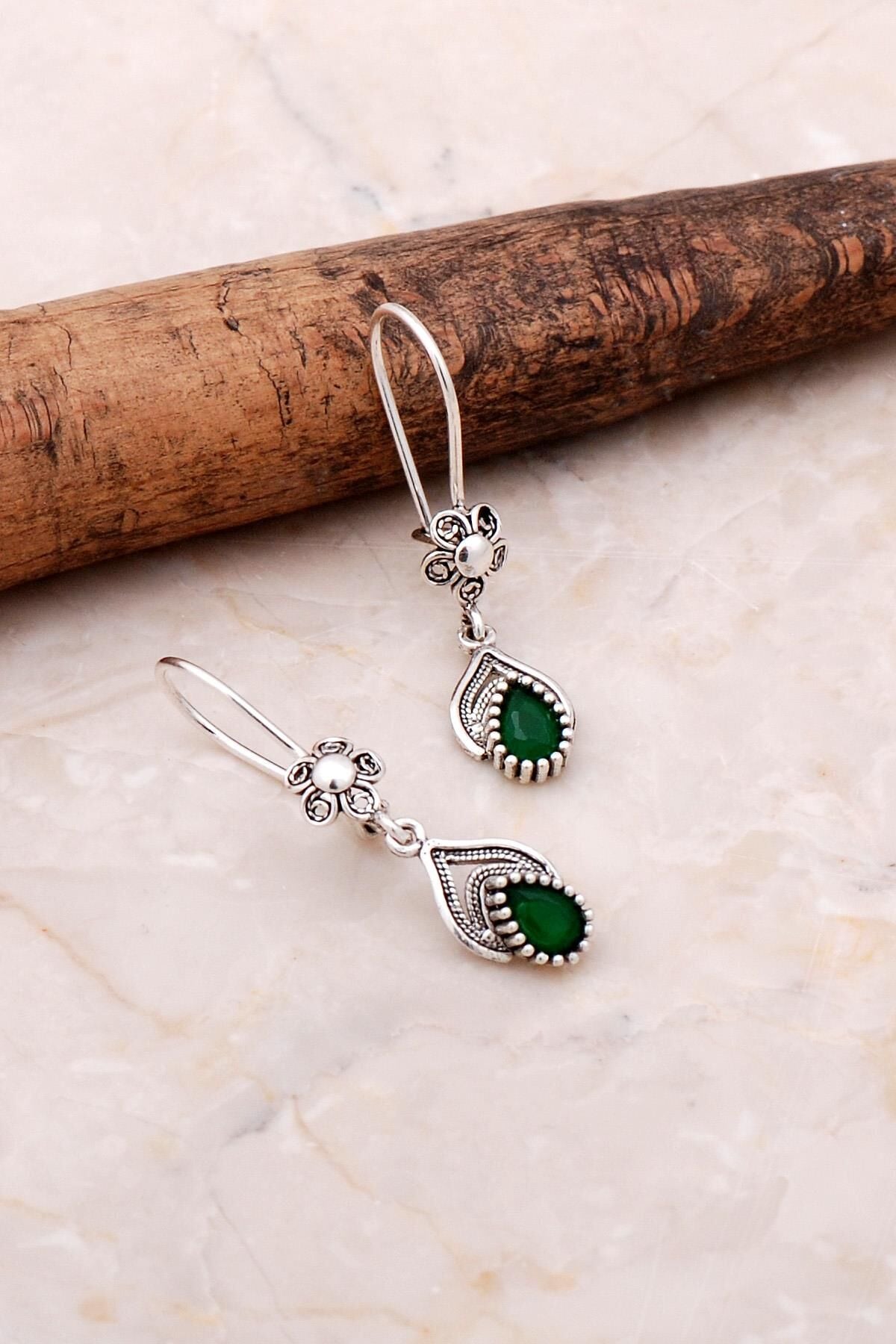 Telkari İşlemeli Elişi Gümüş Kök Zümrüt Küpe 5072