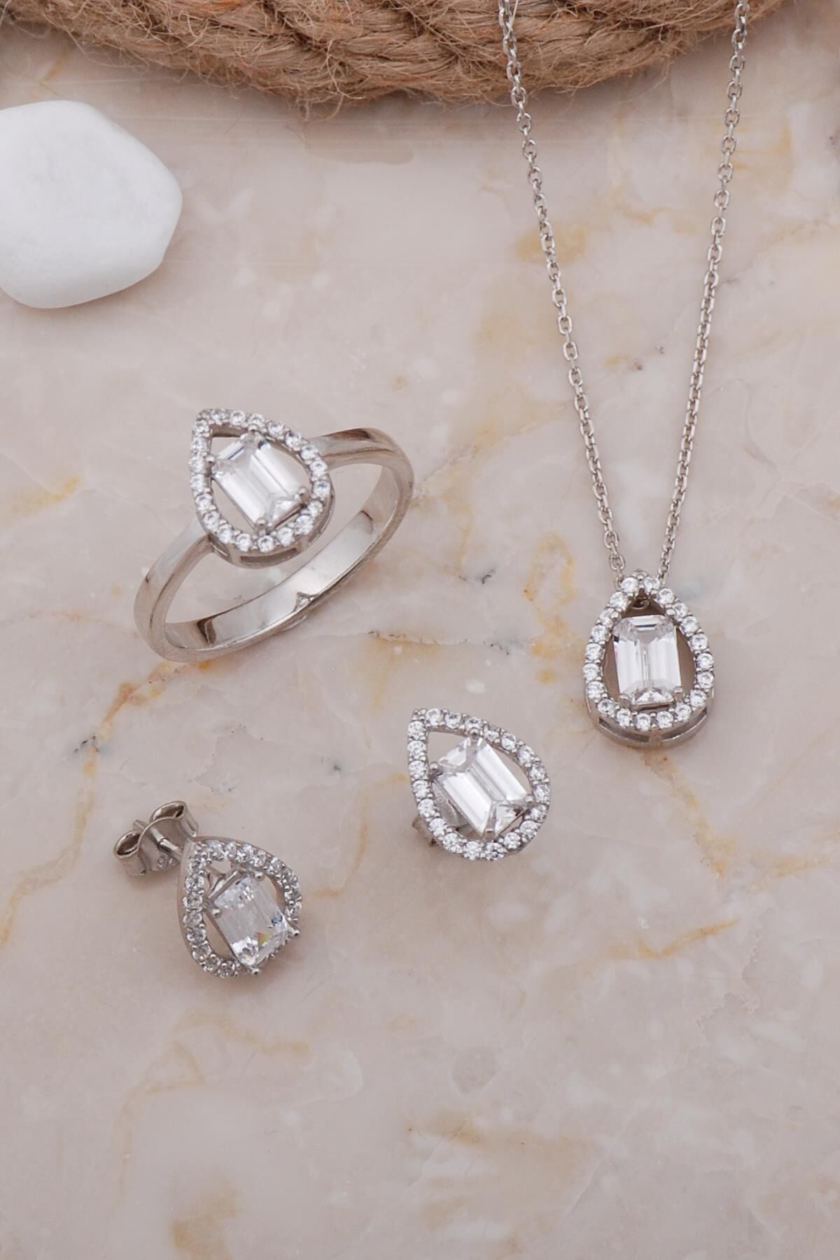 Baget Damla Rodyumlu Gümüş Set 2587