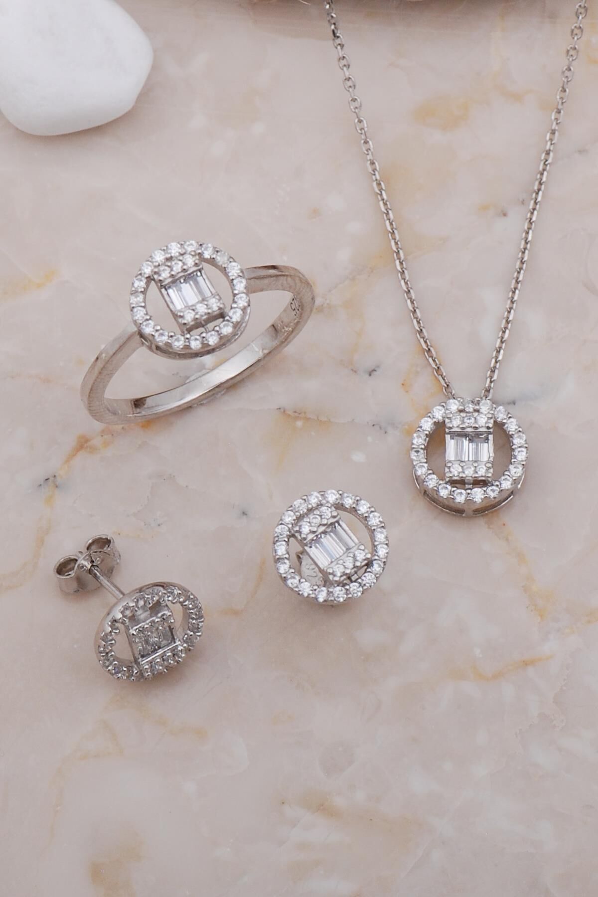 Baget Yuvarlak Rodyumlu Gümüş Set 2589