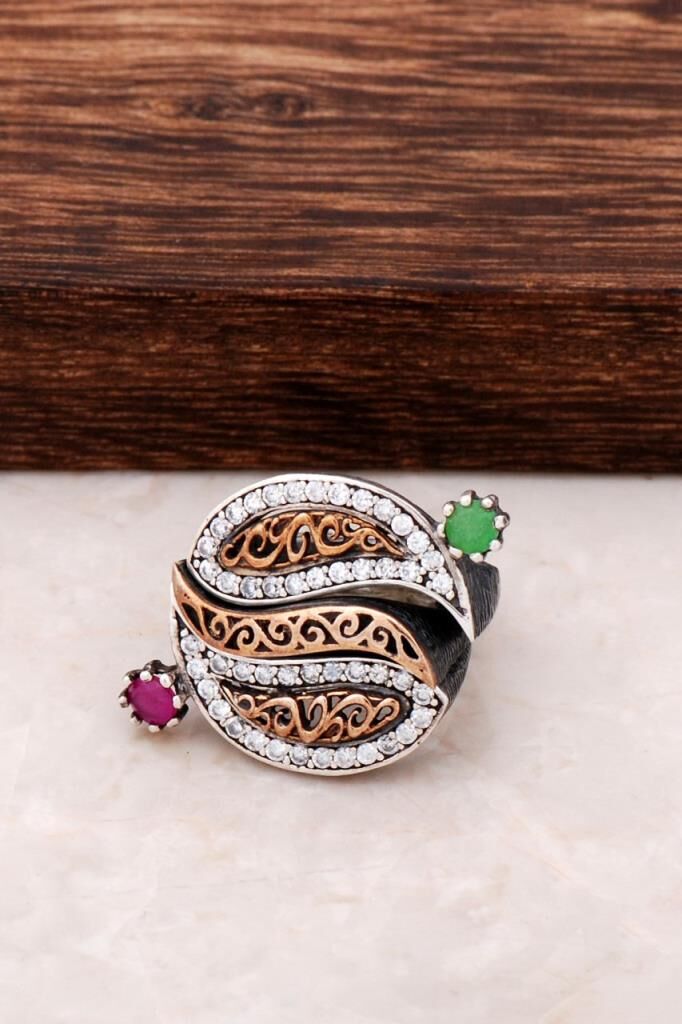 Kök Zümrüt ve Kök Yakut Taşlı Üç Parça Gümüş Yüzük 111