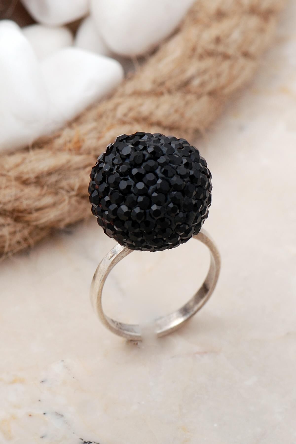 Siyah Taşlı Top Gümüş Yüzük 62