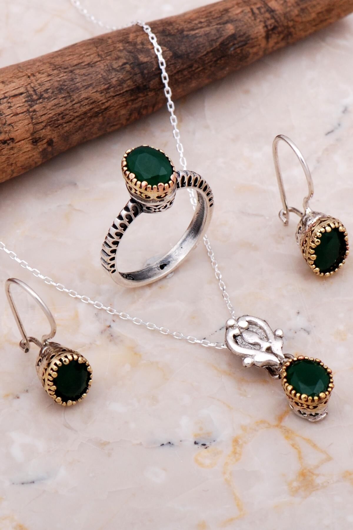 Kök Zümrüt Taşlı Elişi Tasarım Gümüş Set 2060