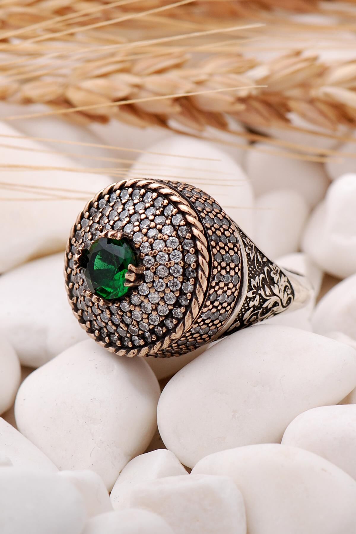 Kök Zümrüt Taşlı Tasarım Gümüş StresYüzük 75