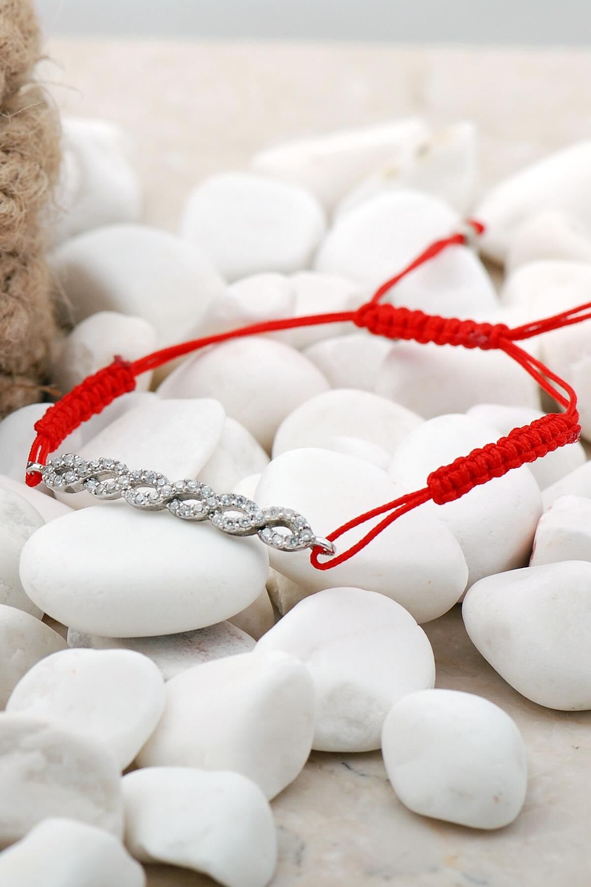 Örgü Taşlı Makrome Gümüş Bileklik 3864