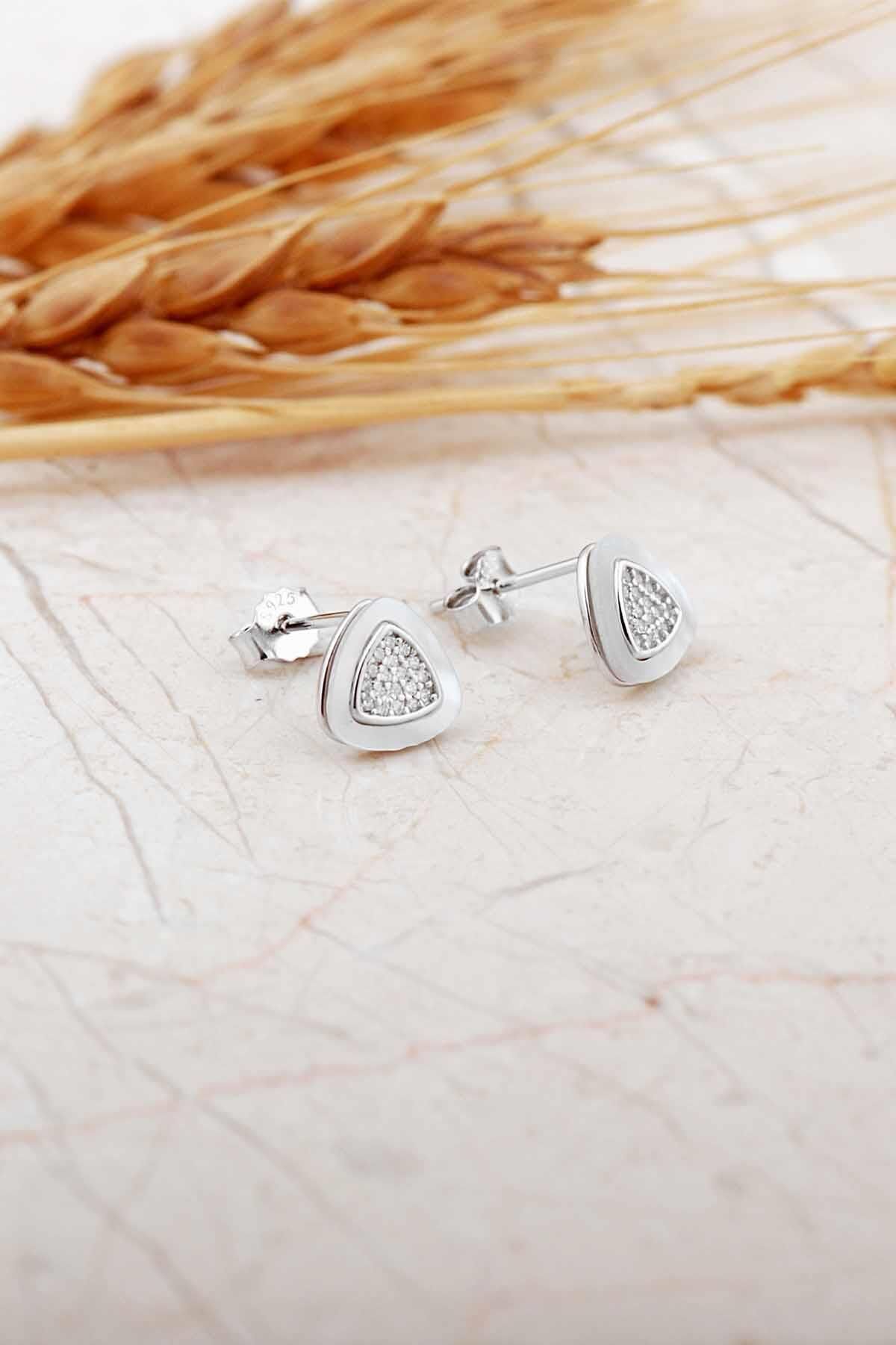 Sedef Taşlı Rodyumlu Üçgen Mini Gümüş Küpe 7270