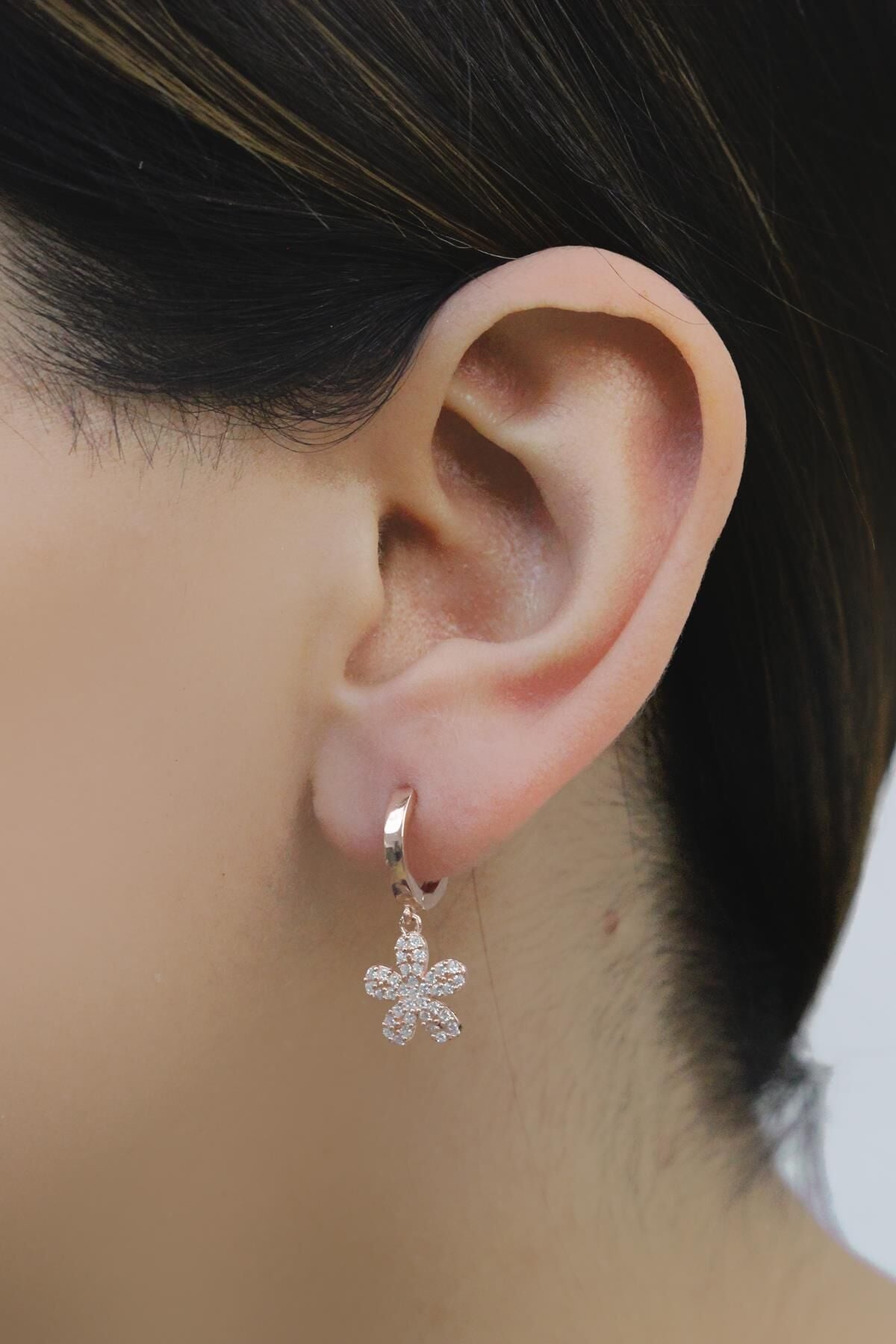 Çiçekli Rose Gümüş Küpe 5089