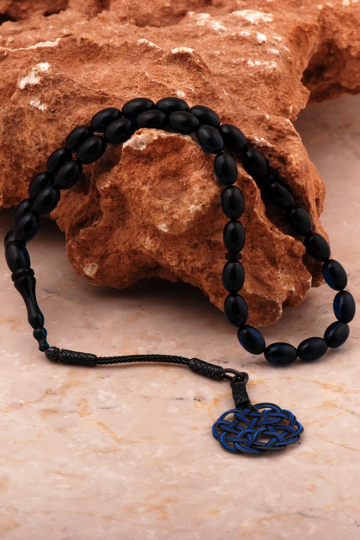 Usta İşi Hareli Ateş Kehribarı Kazaziye İşlemeli Gümüş Tesbih 359