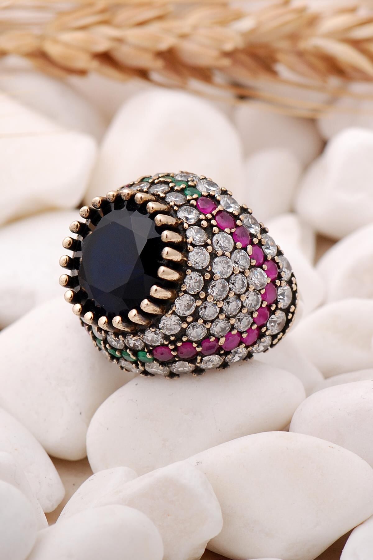 Safir Taşlı Elişi Gümüş Yüzük 95