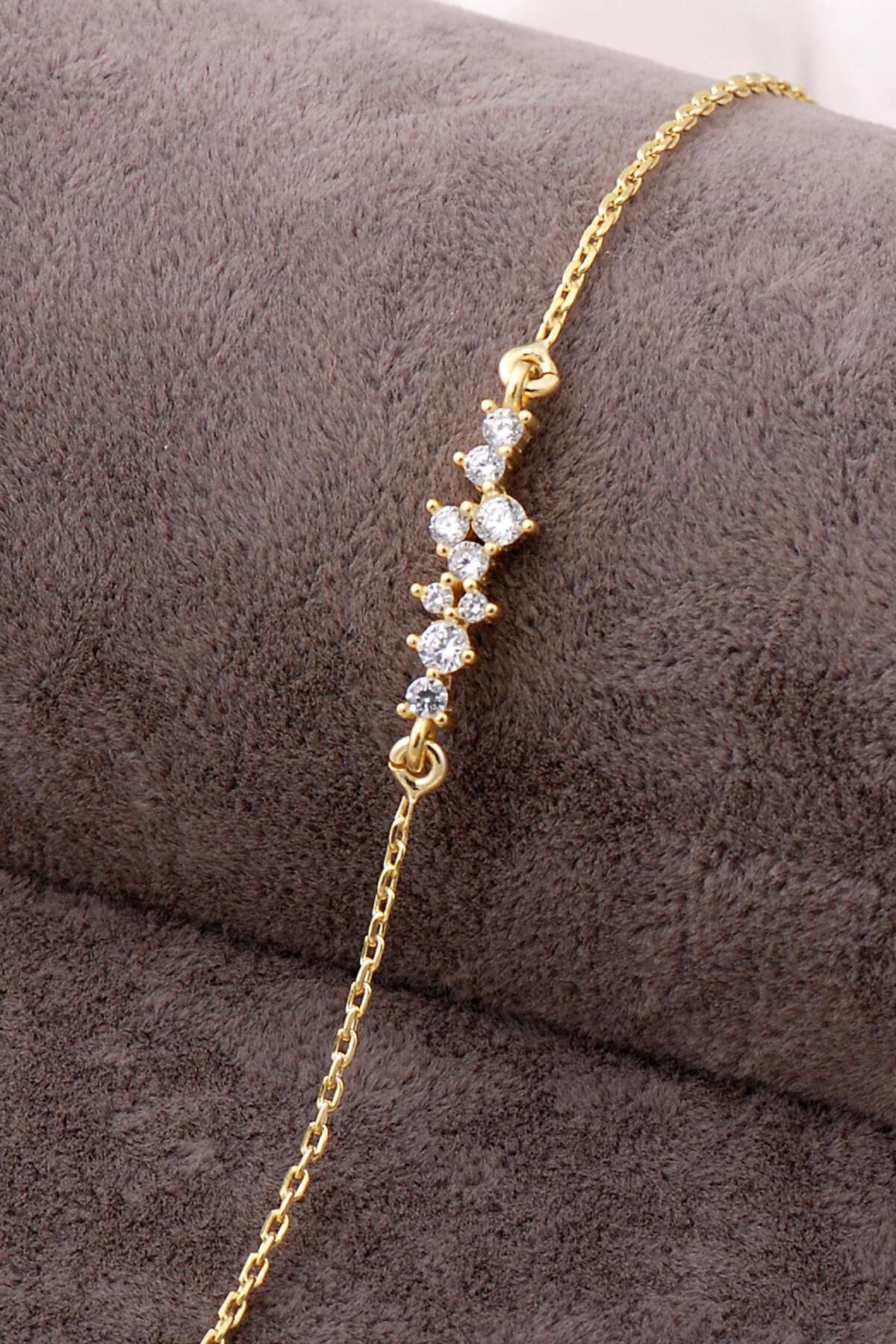 Lady Altın Yaldızlı Sıra Taşlı Gümüş Bileklik 3969