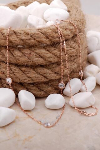 Sıra Taşlı Rose Gümüş 45 Cm Kolye 7405