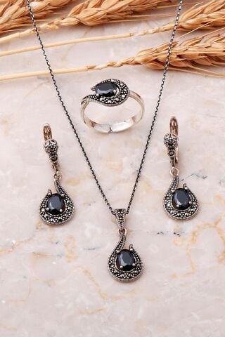 Oniks ve Markazit Taşlı Laleli Gümüş Set 2508