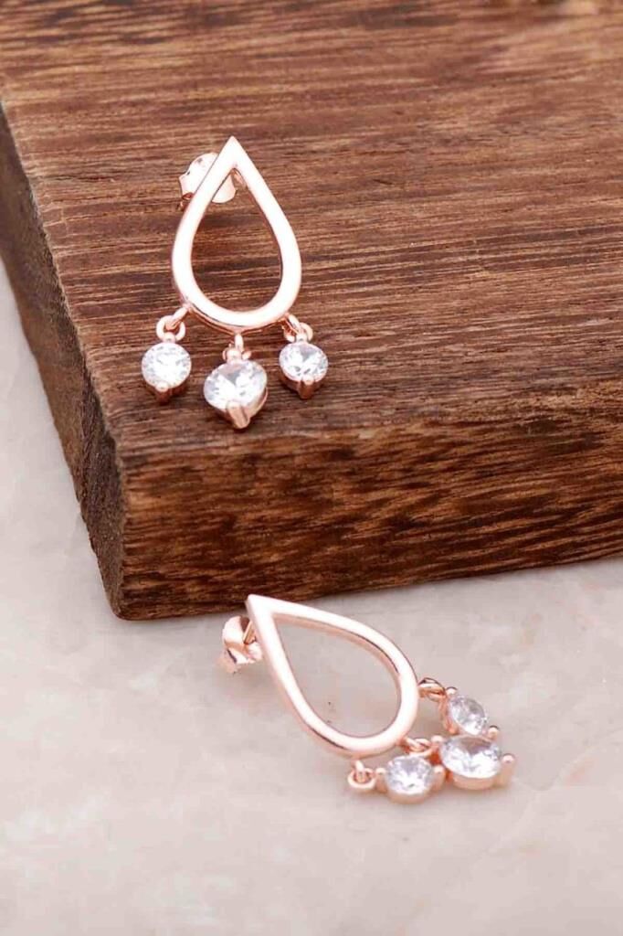 Damla Sallantılı Rose Gümüş Tasarım Küpe 3897