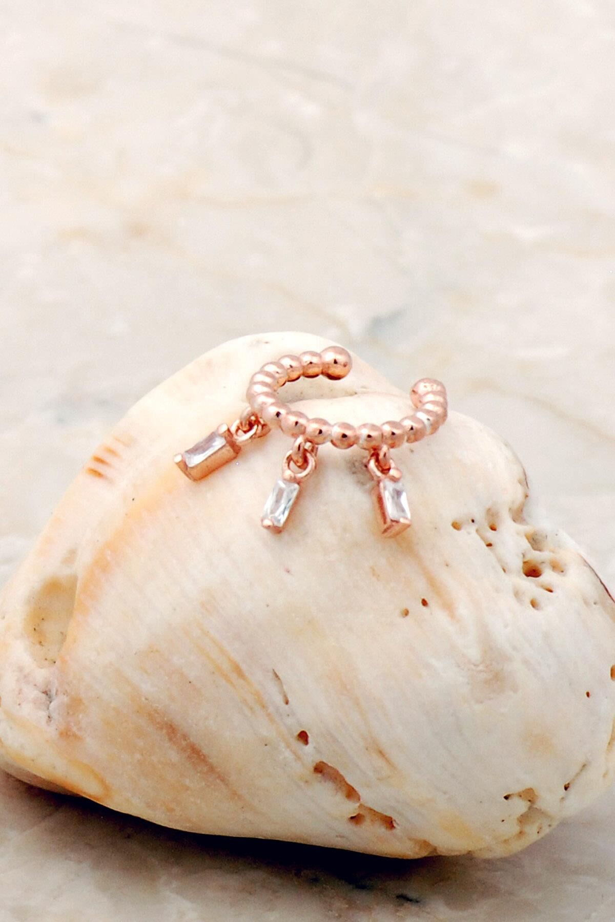 Üçlü Baget Rose Gümüş Kıkırdak Küpe 5358