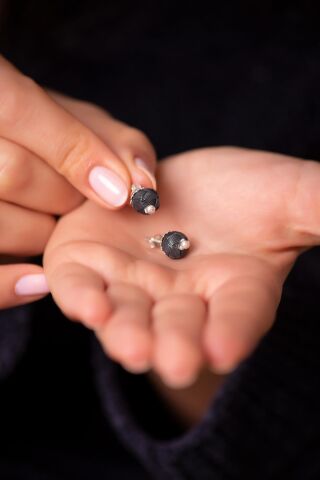 Kazaziye El Sarması Mini Gümüş Küpe 493