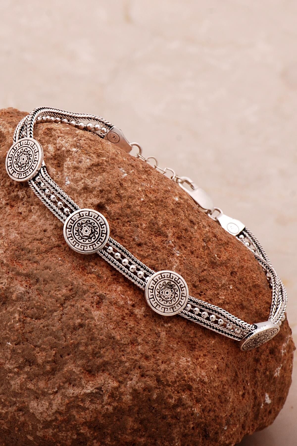 Anadolu Motifli Hasır Elişi Oksitli Tasarım Gümüş Bileklik 4327