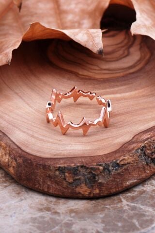 Kalbin Ritmi Tasarımlı Rose Gümüş Yüzük 2916