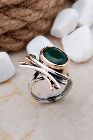 Kök Zümrüt Taşlı Elişi Tasarım Gümüş Yüzük 3265