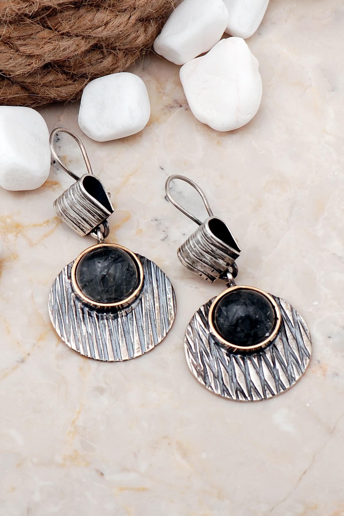 Rutil Kuvars Taşlı Çekiç Dövme Elişi Gümüş Küpe 5593