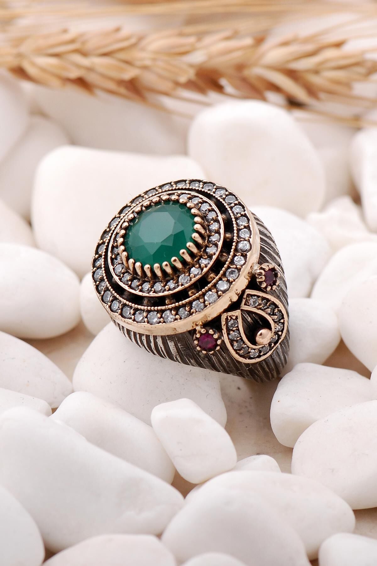 Kök Zümrüt Taşlı Elişi Gümüş Yüzük 191