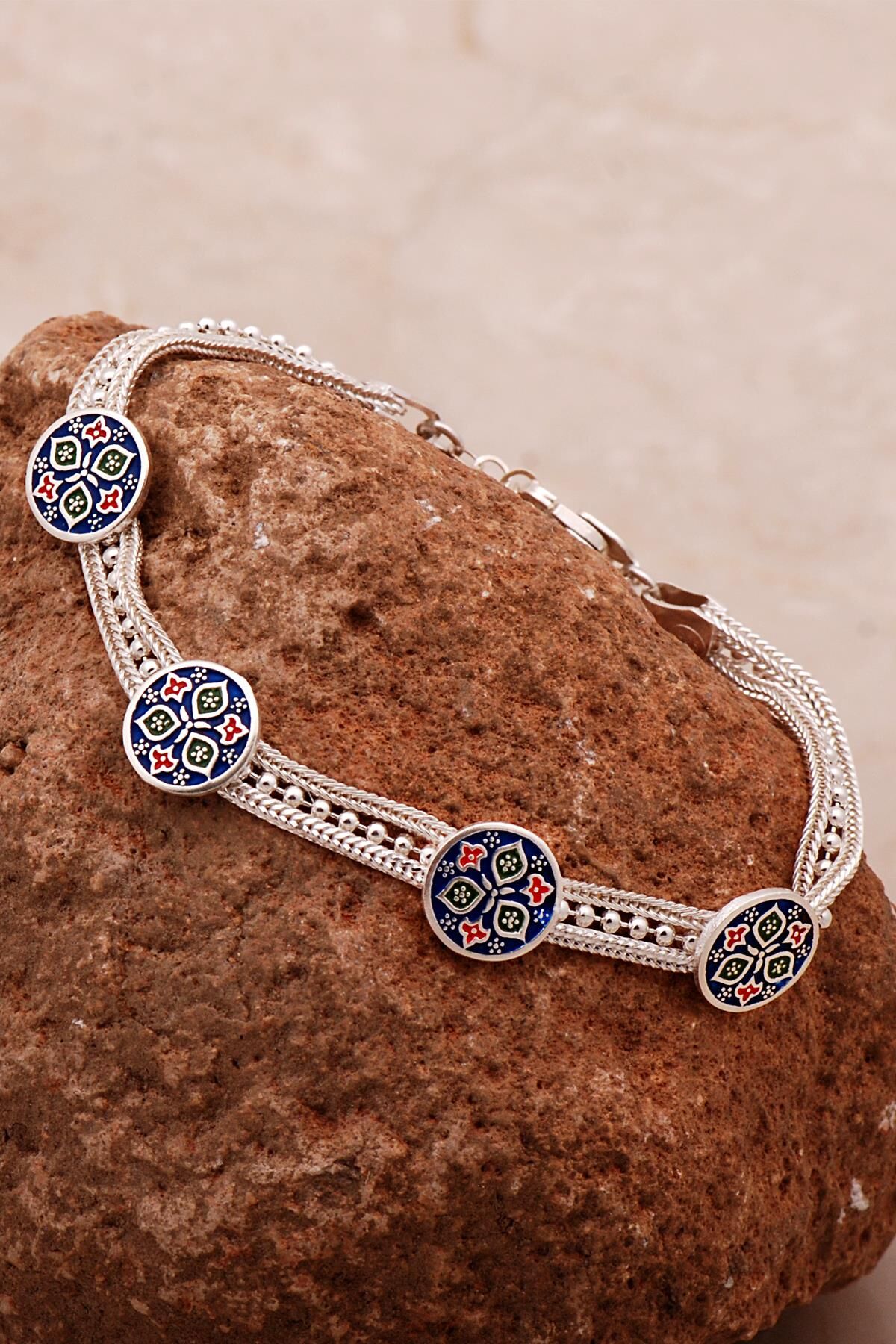 Anadolu Motifli Mineli Hasır Elişi Tasarım Gümüş Bileklik 4344