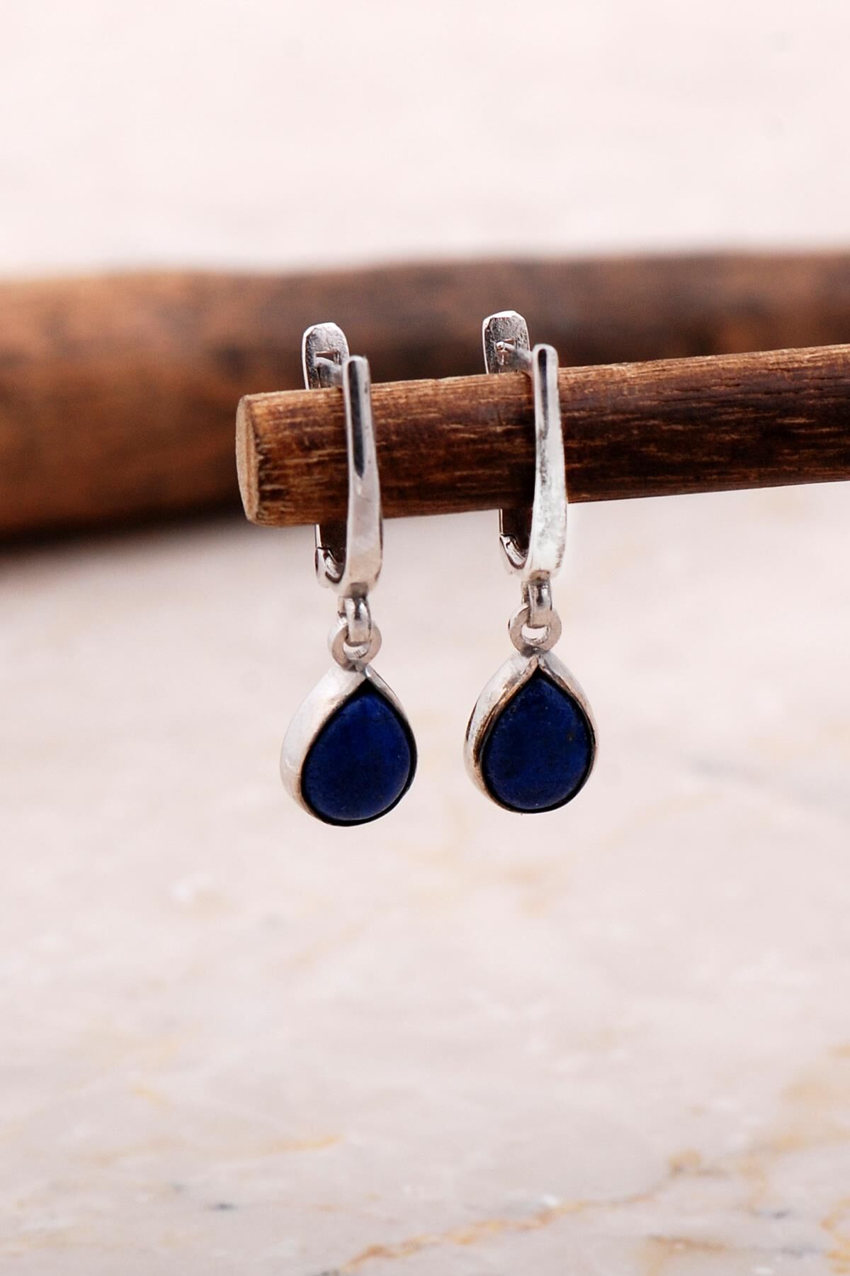 Doğal Lapis Lazuli Taşlı Damla Mini Rodyumlu Gümüş Küpe 5867