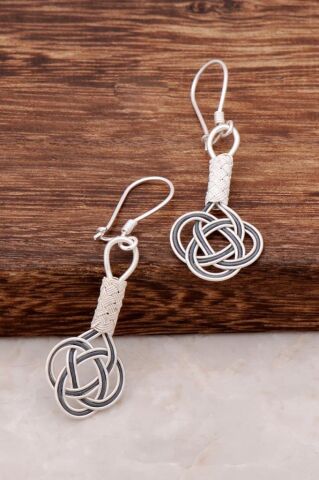 Kazaziye İşlemeli Elişi Tasarım Gümüş Küpe 4228