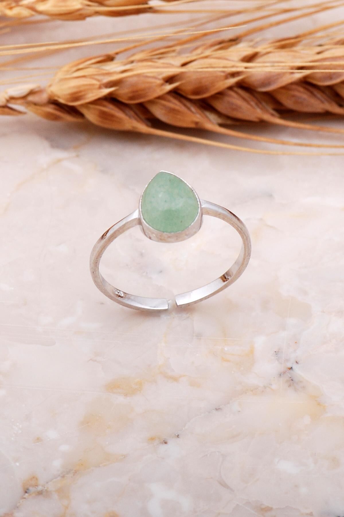 Prehnit Taşlı Damla Rodyumlu Gümüş Yüzük 3657