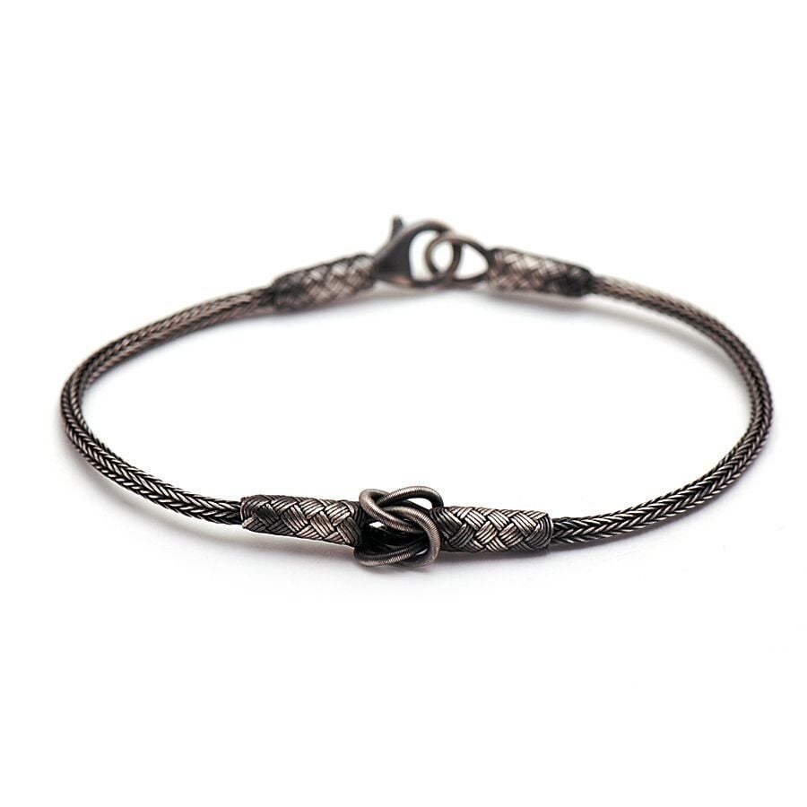 SADE KAZAZİYE EL SARMASI OKSİTLENMİŞ GÜMÜŞ BİLEKLİK 185