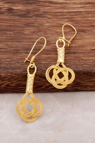 Kazaziye İşlemeli Altın Yaldızlı Elişi Gümüş Küpe 4230