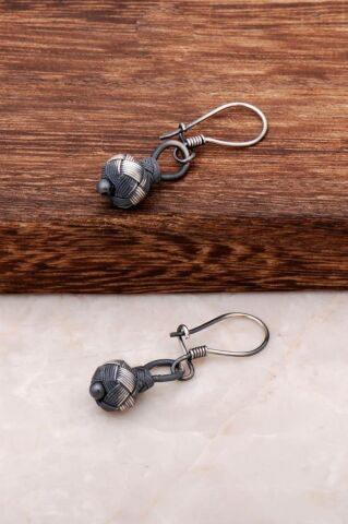 Kazaziye İşlemeli Elişi Tasarım Gümüş Küpe 4231