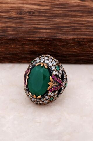 Kök Zümrüt Taşlı Gümüş Yüzük 700